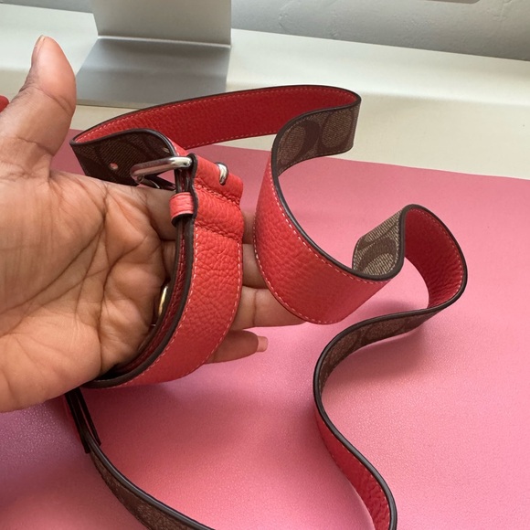 Mini Jamie Camera Bag With Signature Canvas - Picture 9 of 11